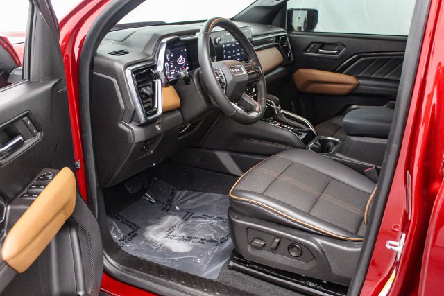 2024 GMC Canyon AT4 - Photo 13