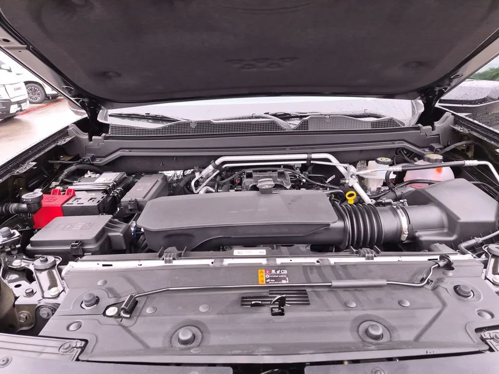 New 2026 Onyx Black GMC Elevation image 19