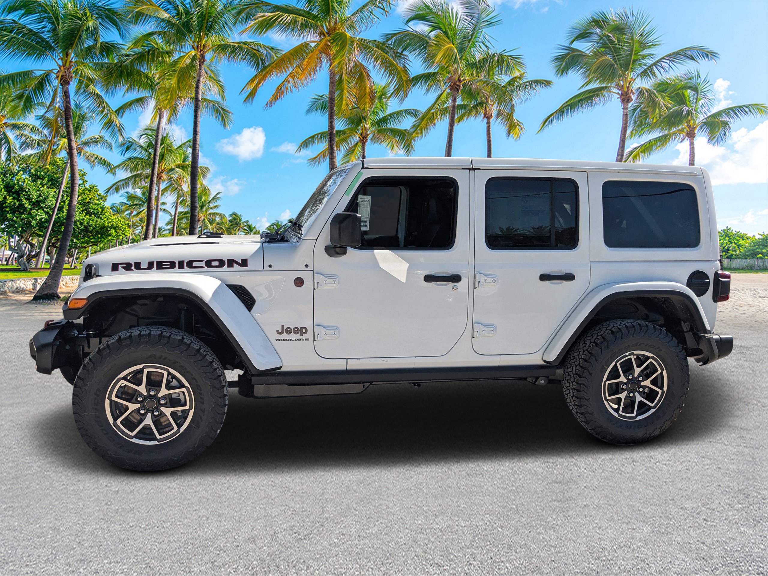 New 2026 Bright White Clear-Coat Exterior Paint Jeep Rubicon image 6