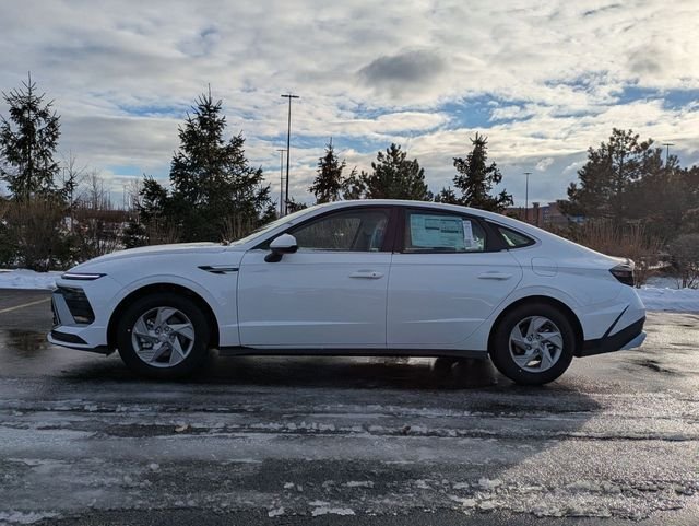 Certified Used 2026 White Hyundai SE image 4