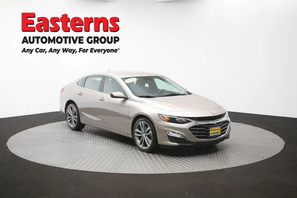 Used 2025 Gray Chevrolet LT image 49
