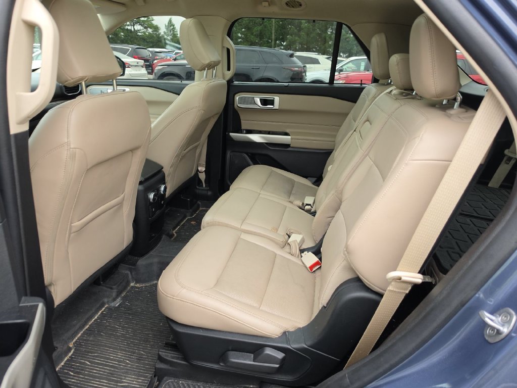 Used 2021 Blue Ford Limited image 6
