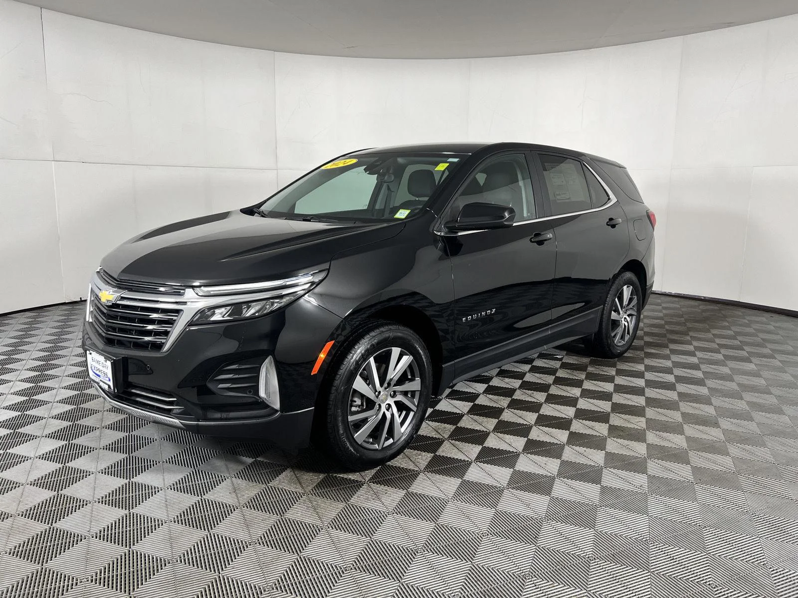 Used 2024 Mosaic Black Metallic Chevrolet LT image 43