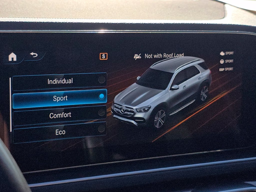 Used 2021 Black Mercedes-Benz GLE 350 image 36