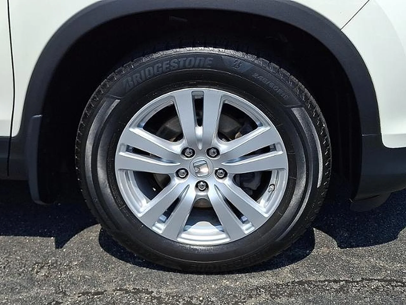Used 2017 White Diamond Pearl Honda LX image 25