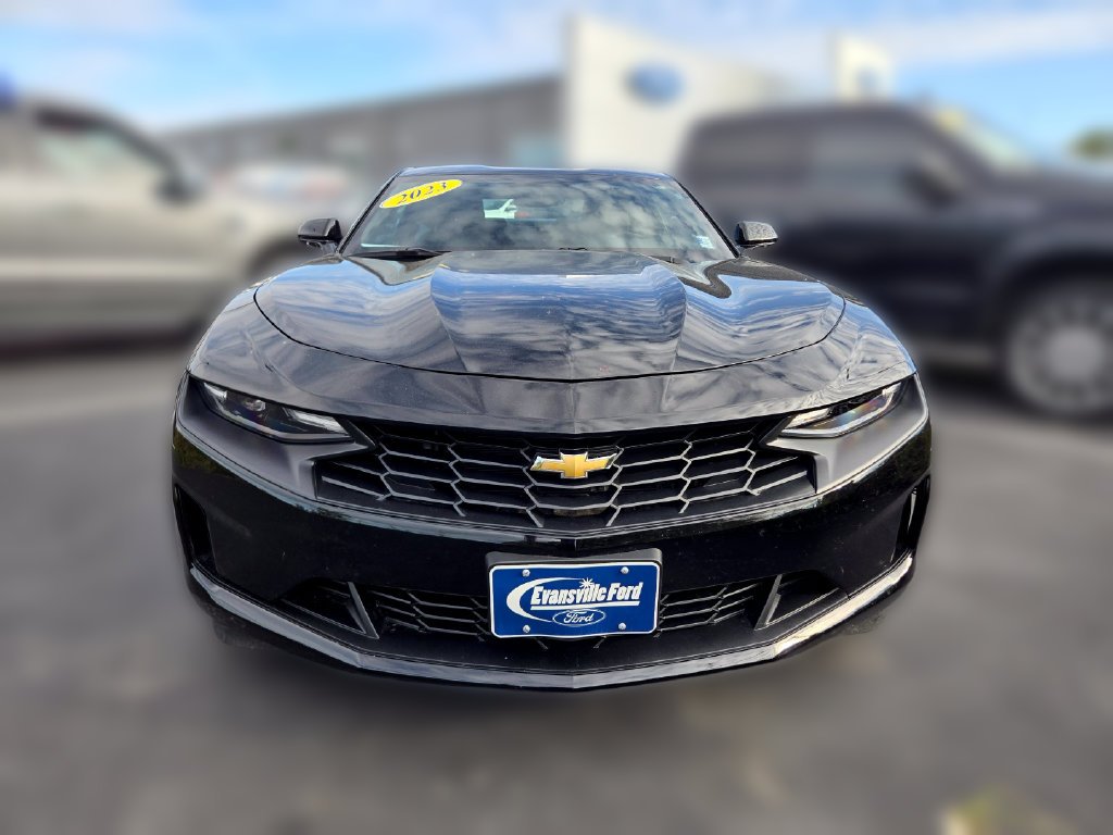 Used 2023 Black Chevrolet 1LT image 2