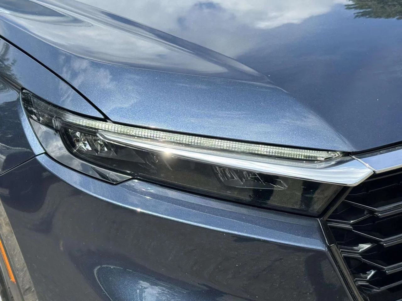 Used 2025 Blue Honda EX-L AWD image 13