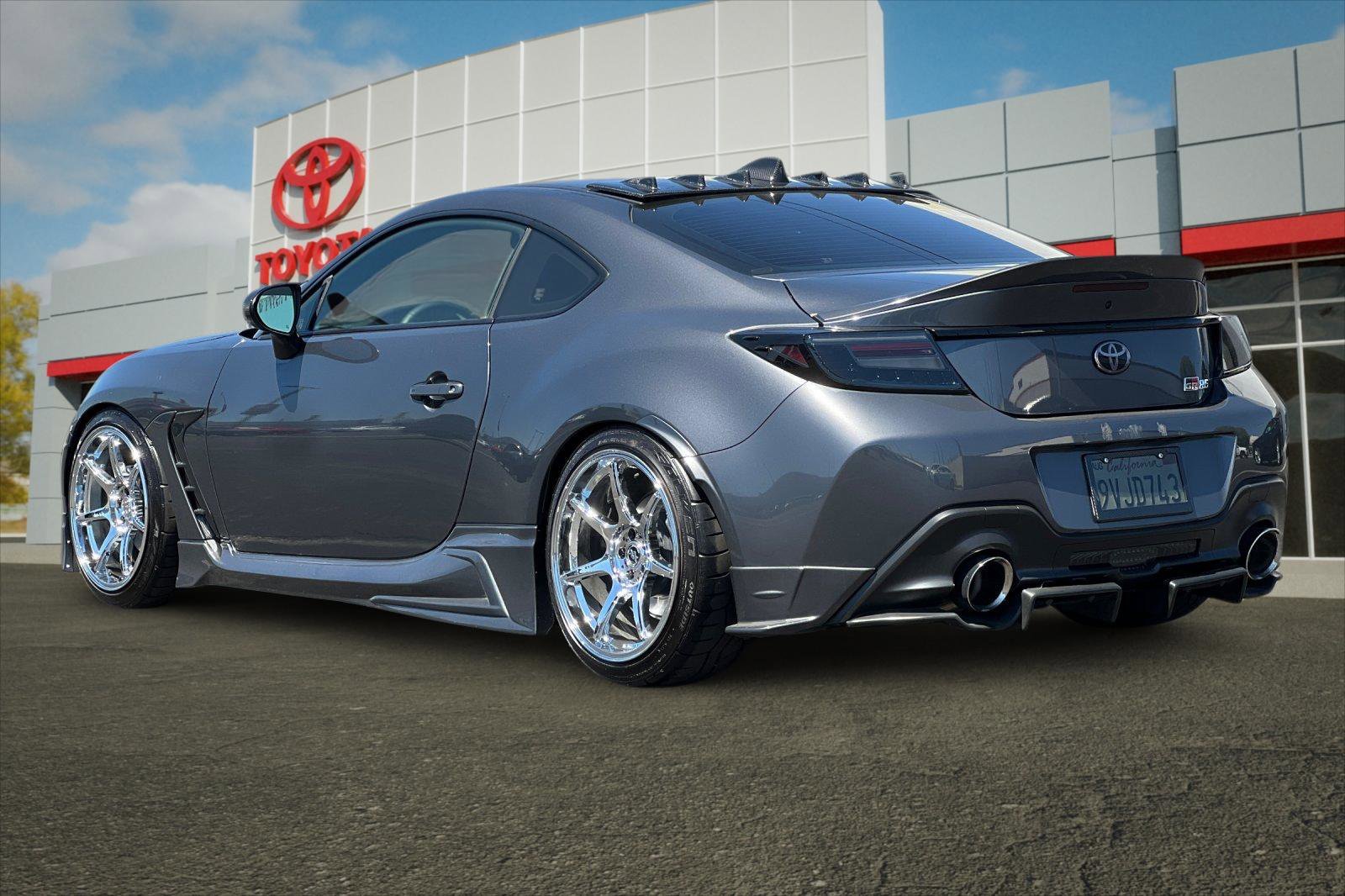 Used 2025 Pavement Toyota Premium image 5