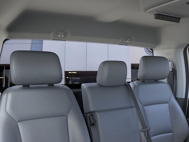 New 2026 Oxford White Ford F-550® XL image 21