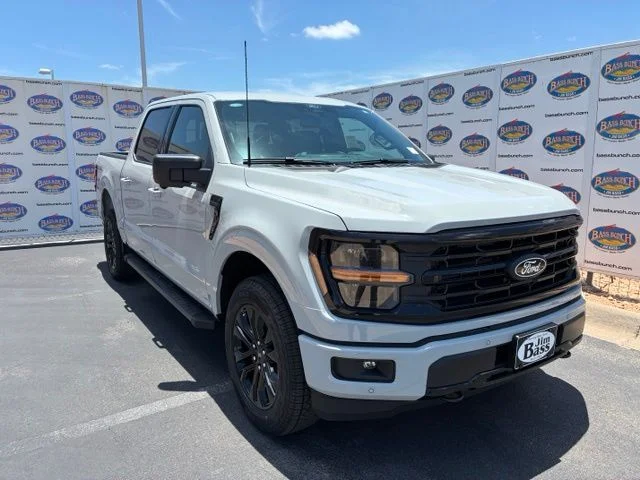 New 2026 White Ford XLT image 2
