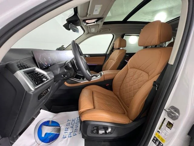 Certified Used 2023 White BMW xDrive40i image 11