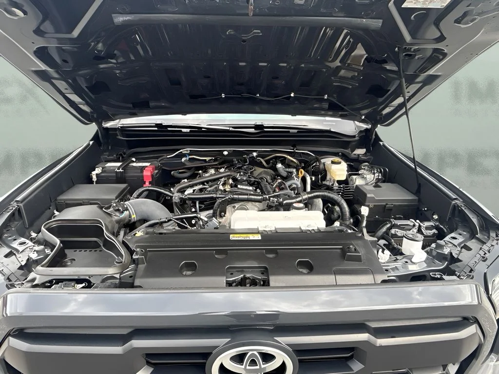 Used 2025  Toyota TRD Off-Road image 21