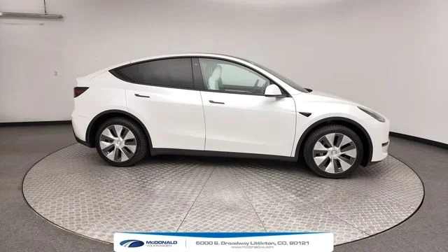 Used 2020 White Tesla Long Range image 9