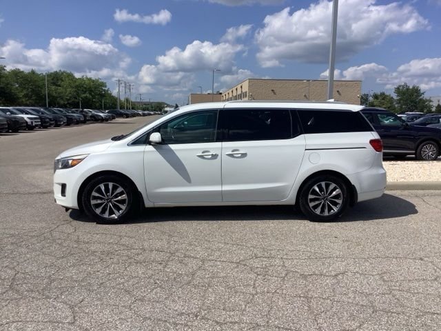 Used 2015 Kia Sedona SX with VIN KNDMC5C15F6030739 for sale in Avon, IN