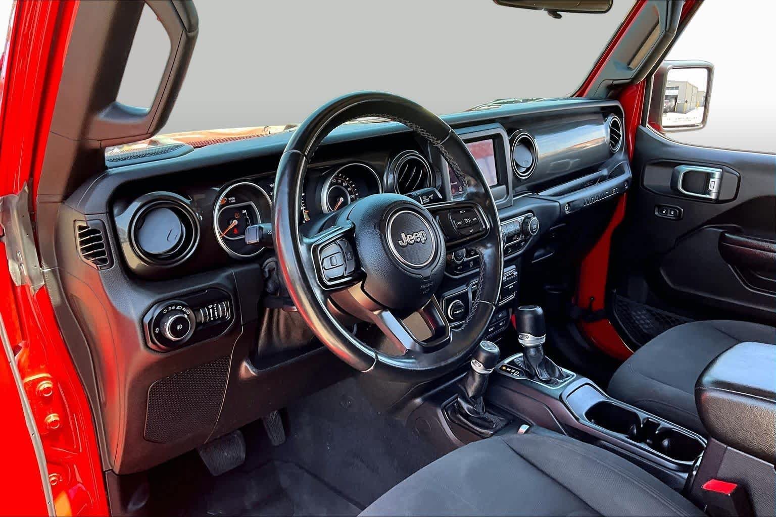 Used 2019 Firecracker Red Clearcoat Jeep Sport Altitude image 16