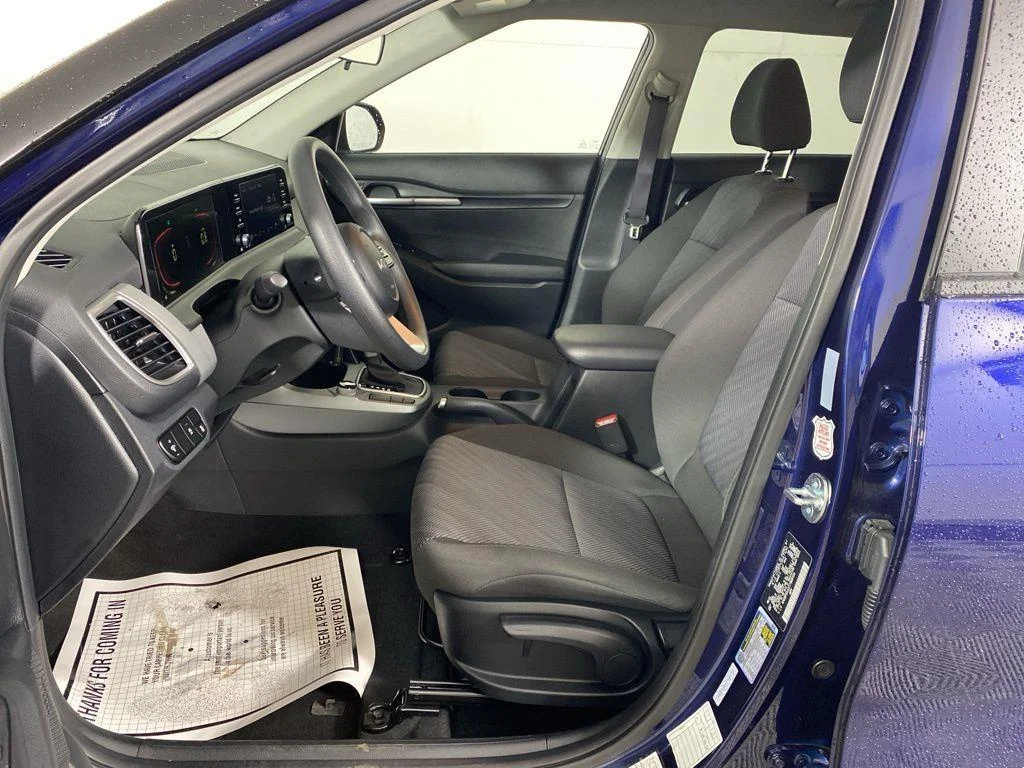 Used 2026 Dark Ocean Blue Kia LX image 12