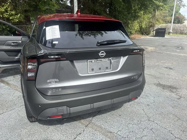 Used 2025 Gray Nissan SV image 34