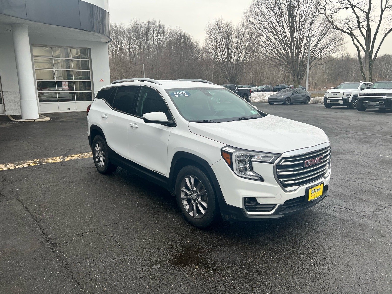 2023 GMC Terrain SLT