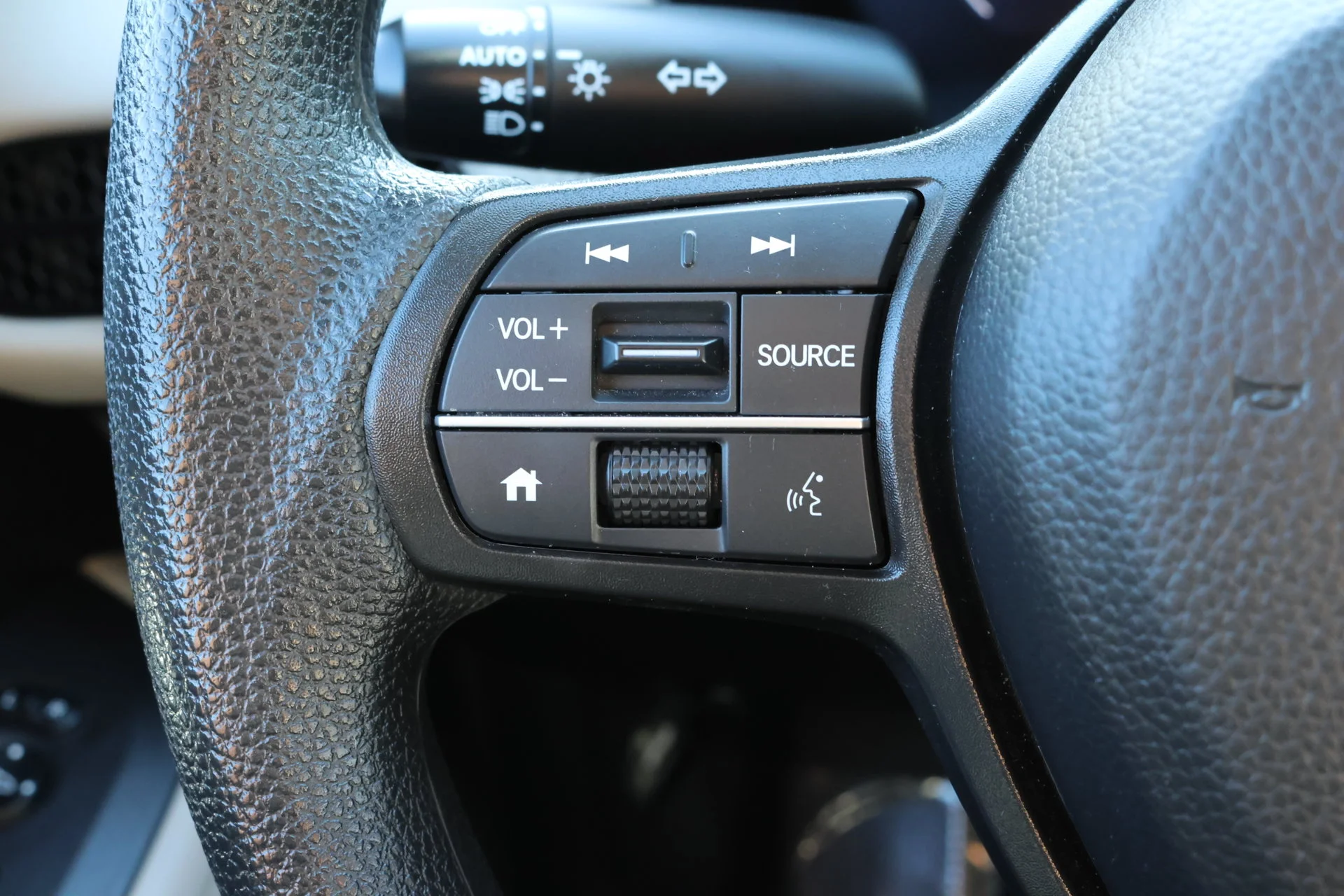 Used 2024 Gray Honda LX image 9