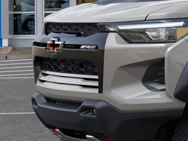 New 2026 White Chevrolet ZR2 image 13