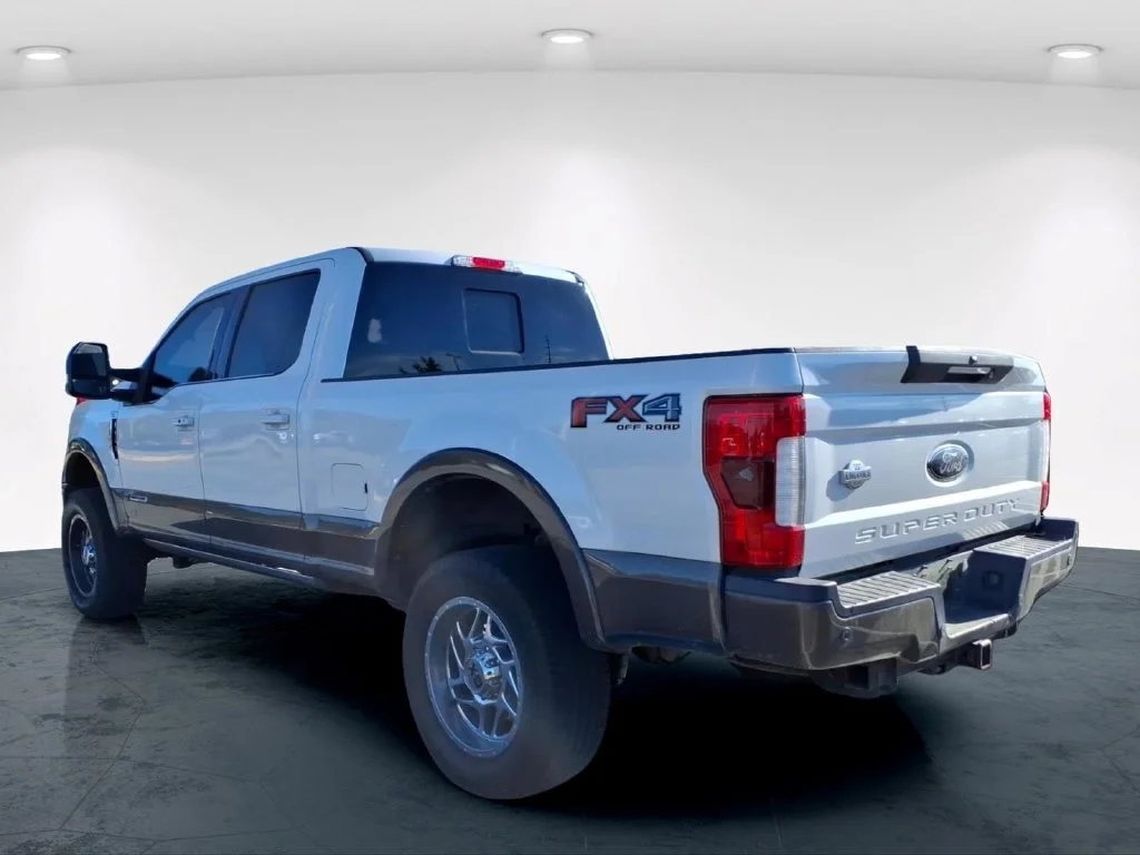 Used 2017 White Ford King Ranch image 21