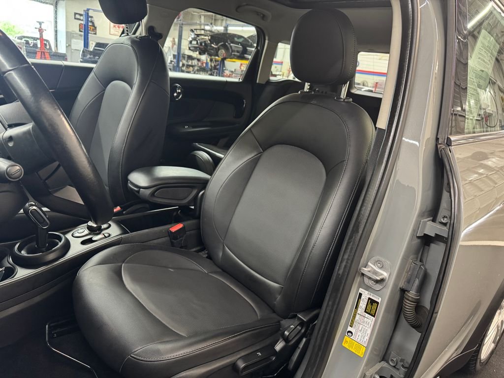 Used 2022 Gray MINI Base image 16