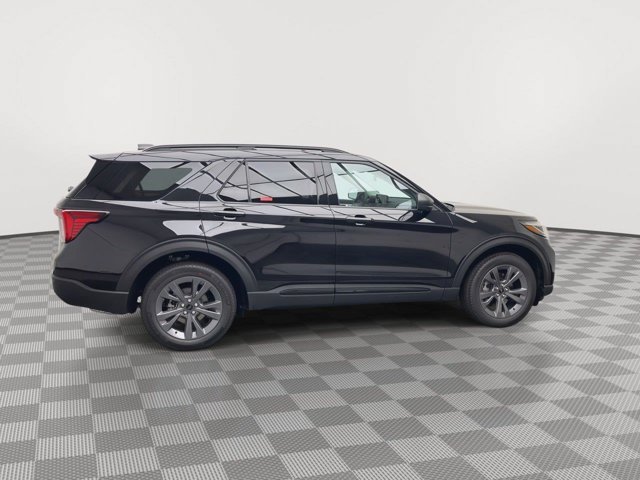 Used 2026 Agate Black Metallic Ford Active with 100A Pkg image 42