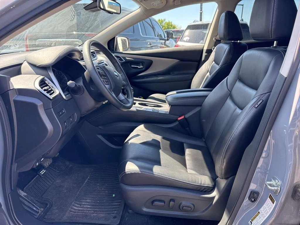 Used 2022 Boulder Gray Nissan SV image 4