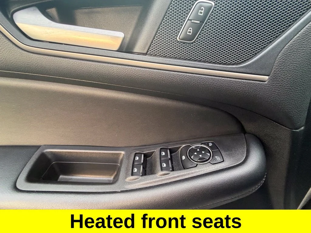 Used 2024 Silver Ford SEL image 15