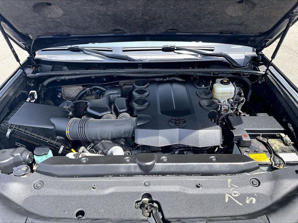 Used 2019 Blue Toyota SR5 Premium image 30