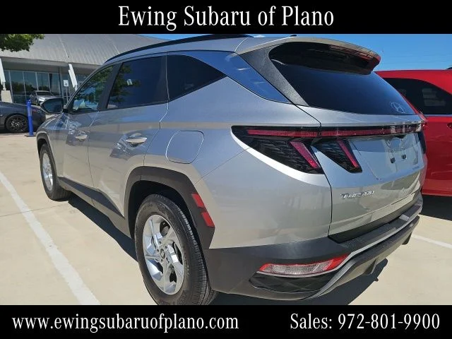 Used 2023 Silver Hyundai SEL image 3