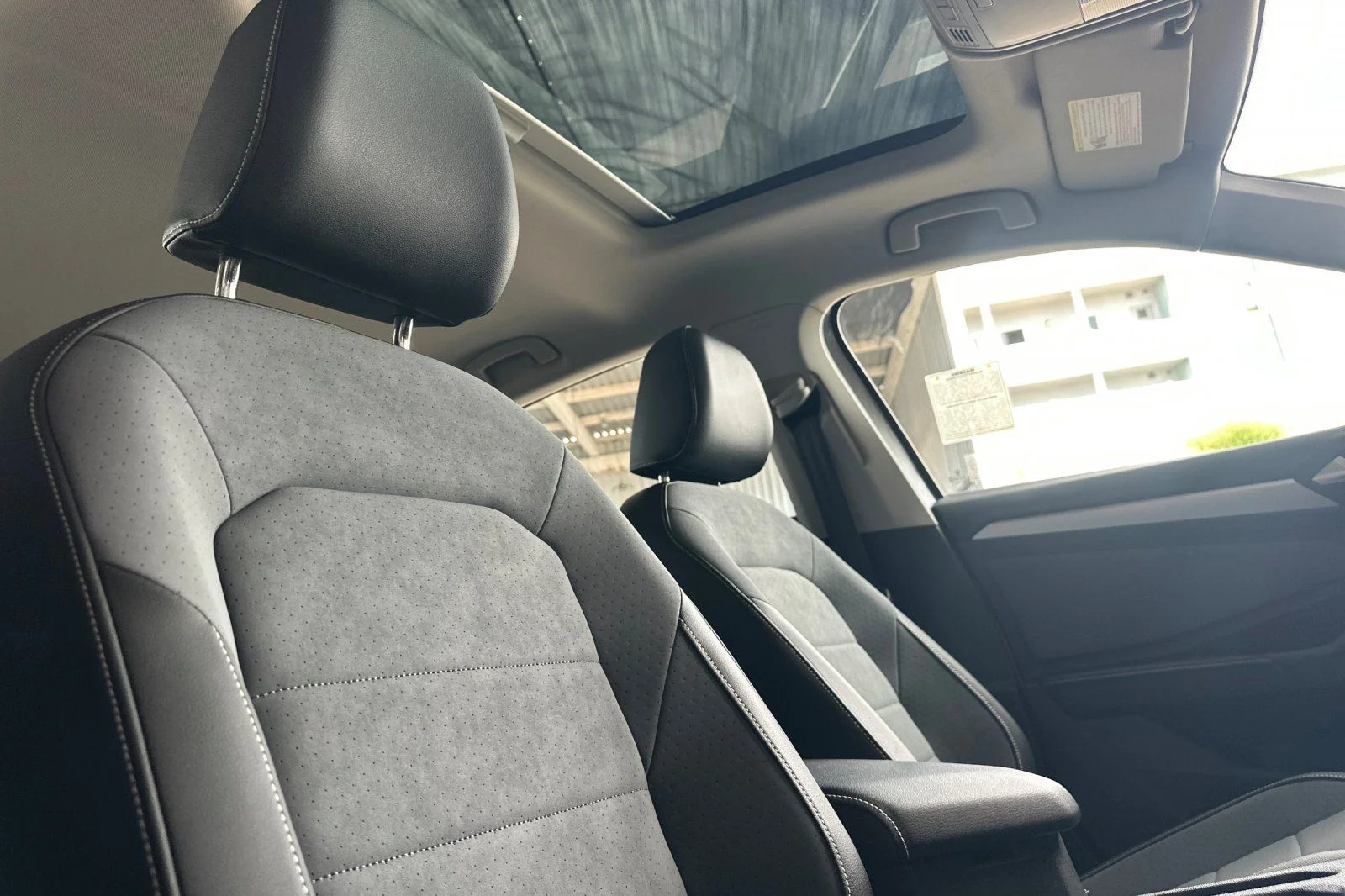 New 2026 Silver Volkswagen 1.5T SE image 14