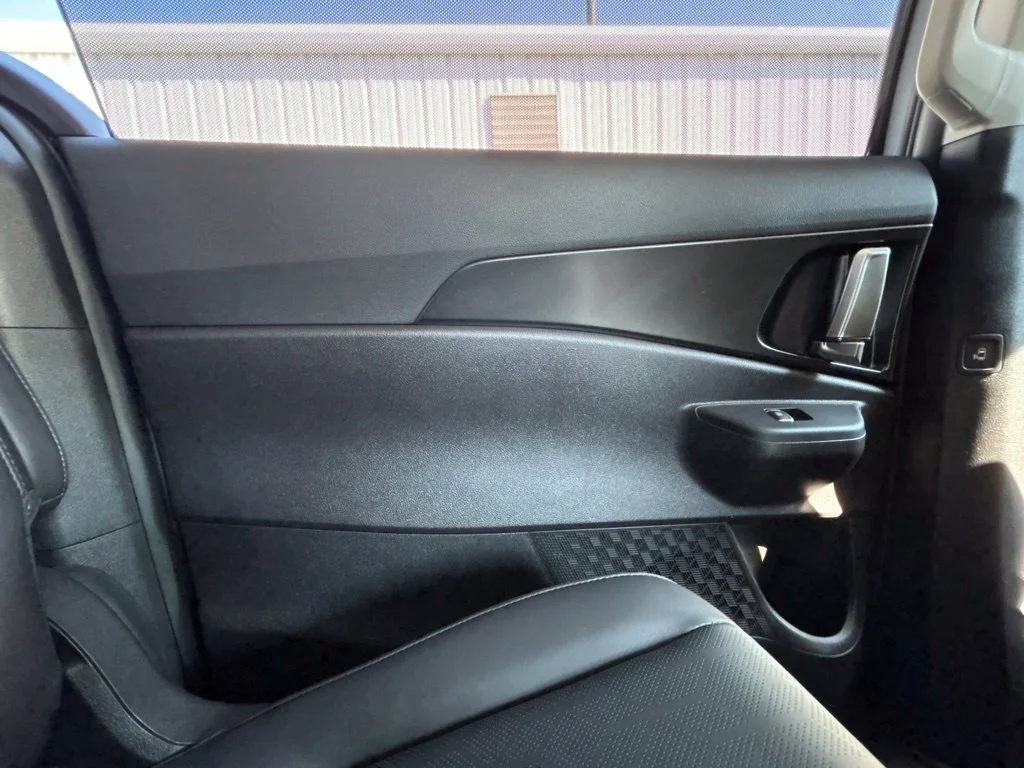 Used 2026  Kia  image 19