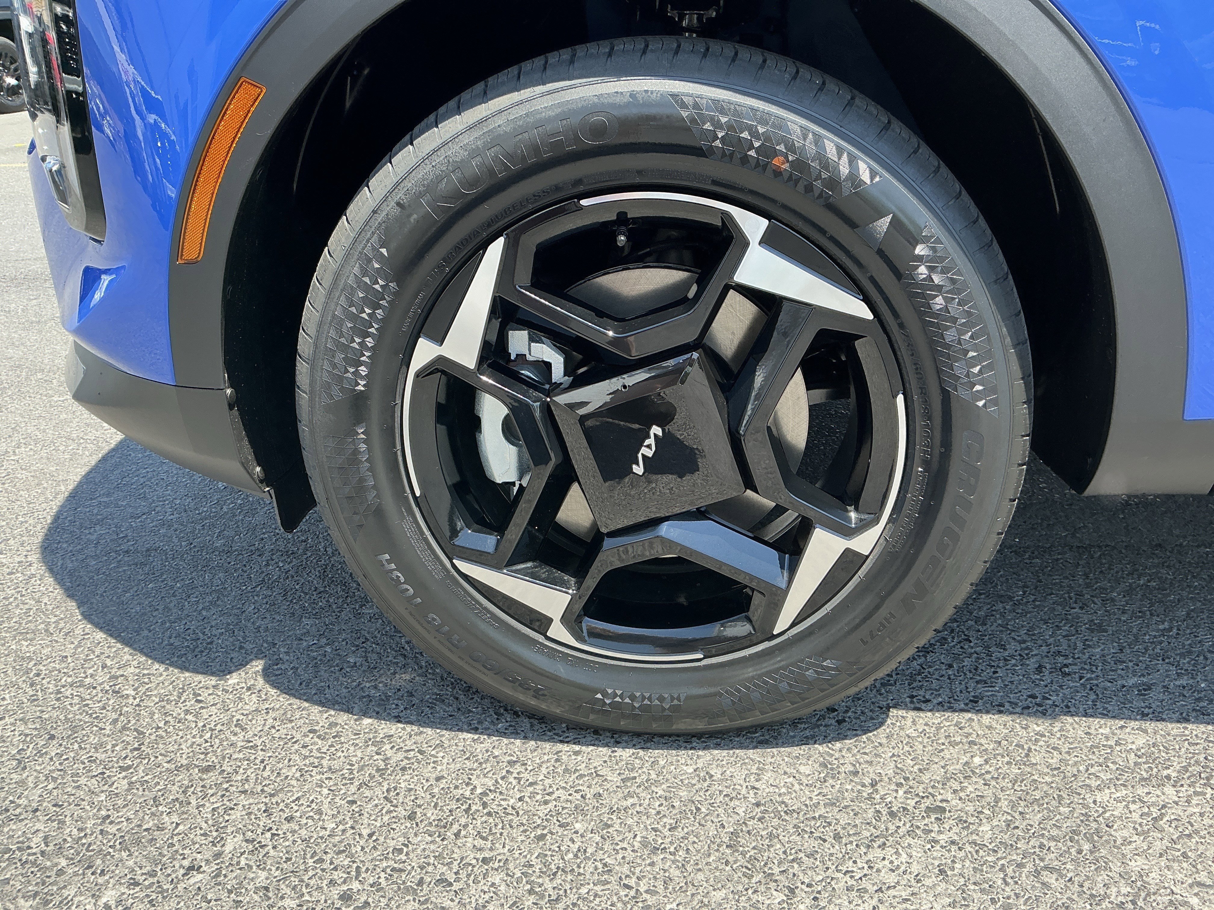 New 2026 Nebular Blue Kia EX image 9