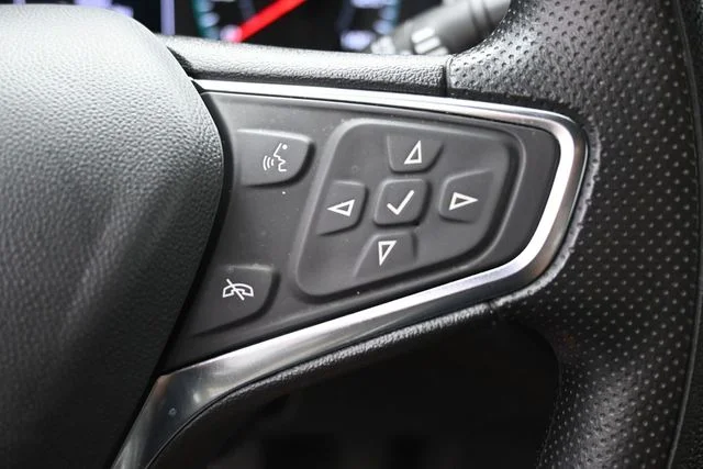 Used 2025 Black Chevrolet LT image 18