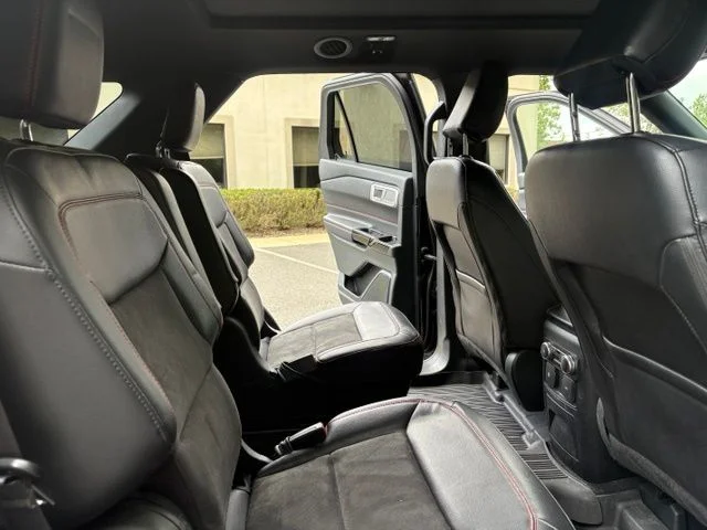 Certified Used 2023 Black Metallic Ford ST-Line image 18