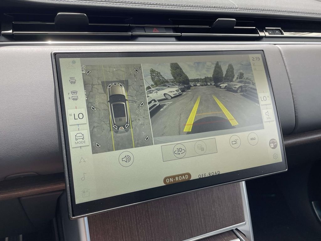 New 2026 Fuji White Land Rover SE image 28