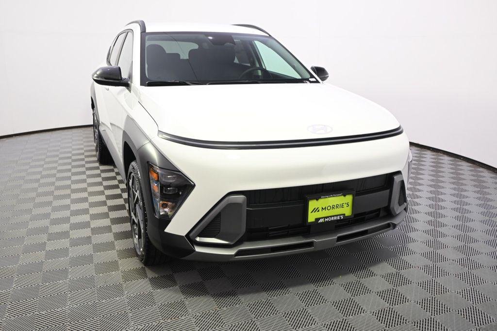 New 2026 White Hyundai SEL Premium AWD image 9