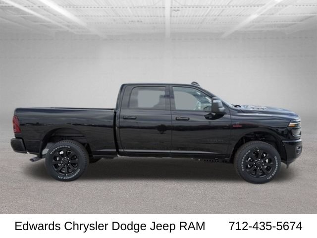 New 2026 Diamond Black Crystal Pearl-Coat Exterior Paint RAM Laramie image 10