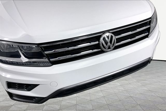 Used 2021 White Volkswagen 2.0T SE image 32
