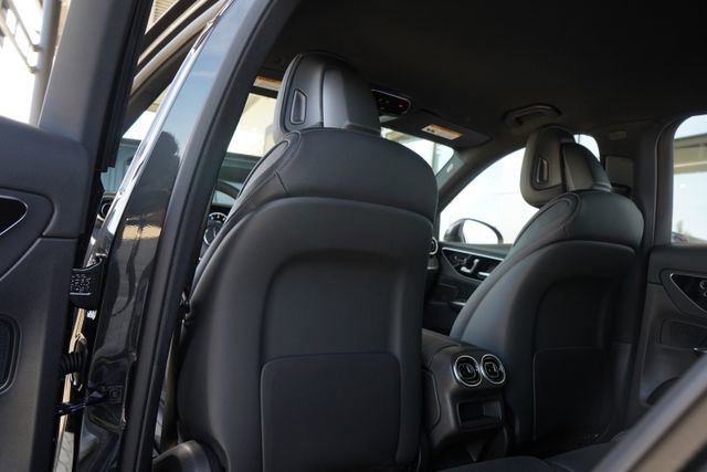 New 2026 Graphite Grey Metallic Mercedes-Benz GLC 300 image 58