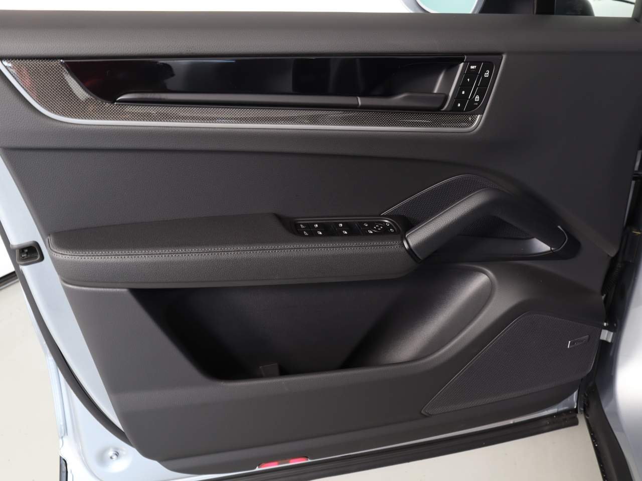 New 2026 Dolomite Silver Metallic Porsche  image 21