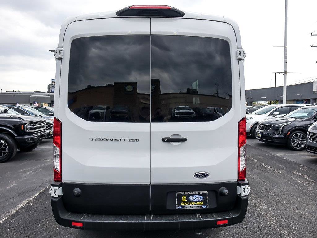 Used 2024 Oxford White Ford Base image 9