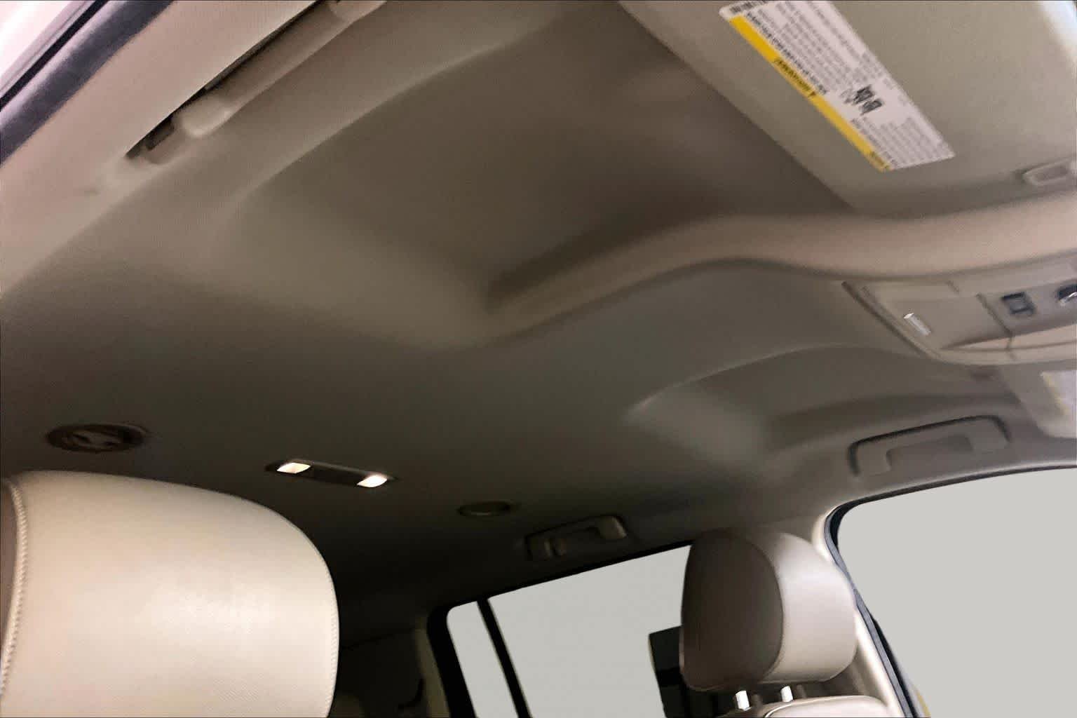 Used 2015 Summit White Chevrolet LT image 13