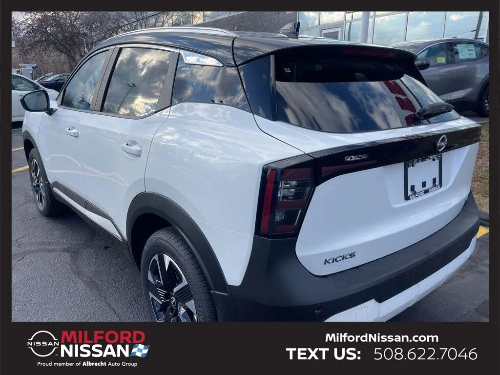 Used 2026 White Nissan SV image 3