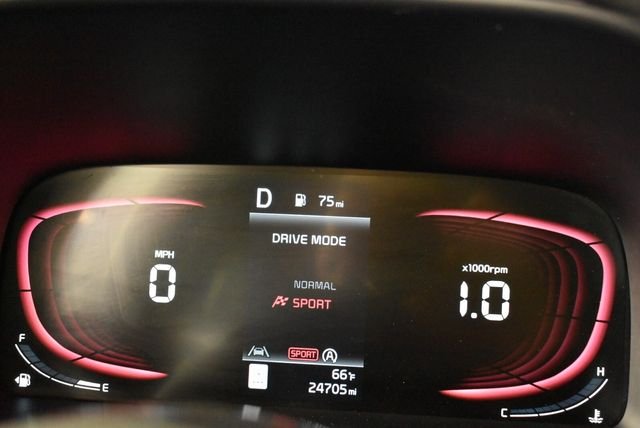 Used 2024 White Kia LX image 39