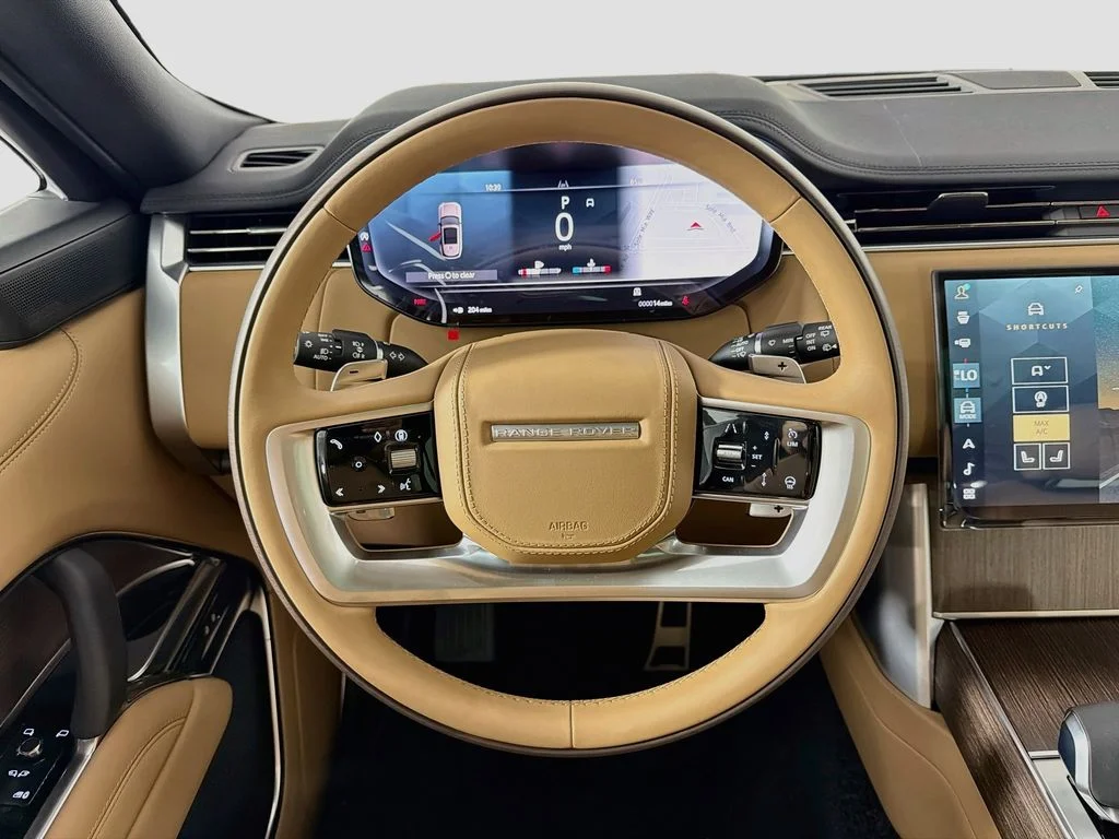 New 2026 Eiger Grey Land Rover SE image 24