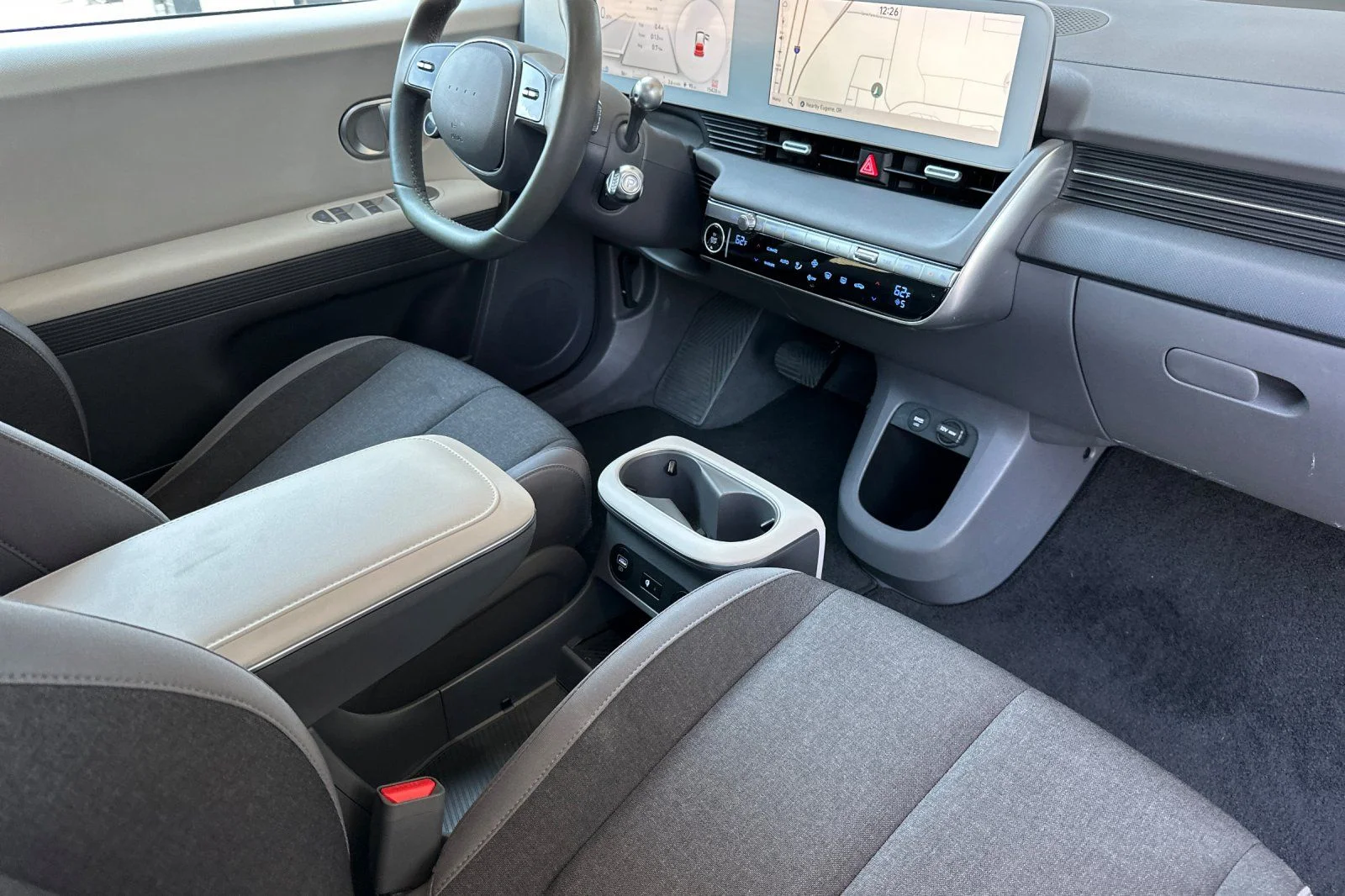Used 2024 Green Hyundai SEL image 16