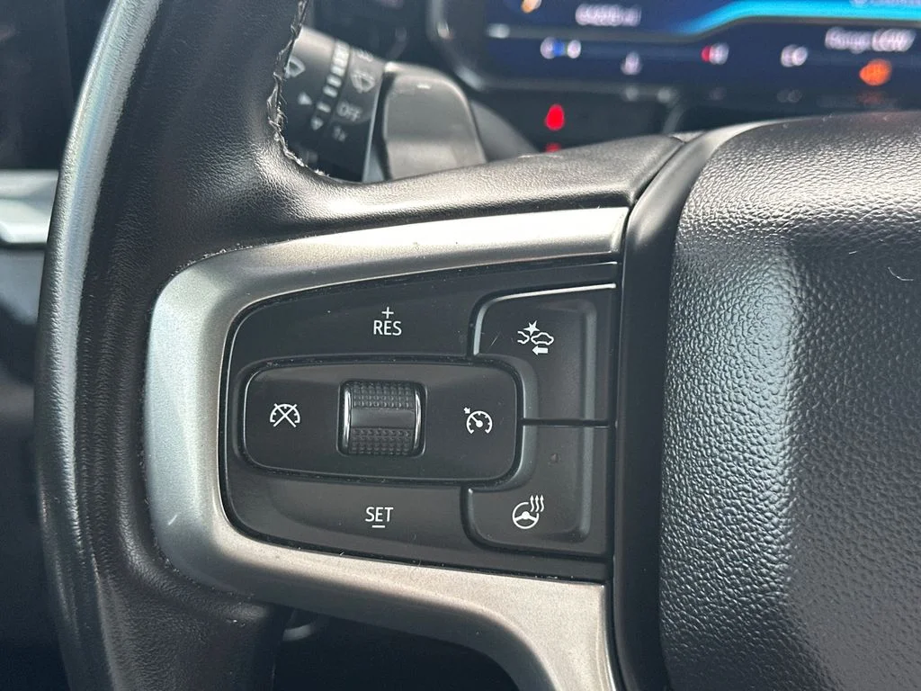 Used 2024 White Chevrolet RST image 25
