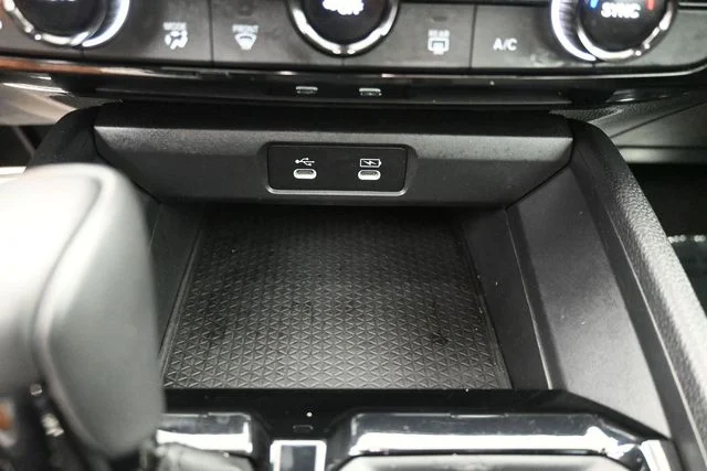 Used 2024 Black Honda Sport-L image 31